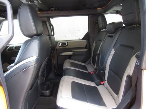 Used 2021 Ford Bronco Wildtrak AWD/4WD image 15