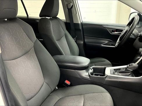 Used 2023 Toyota RAV4 XLE image 10