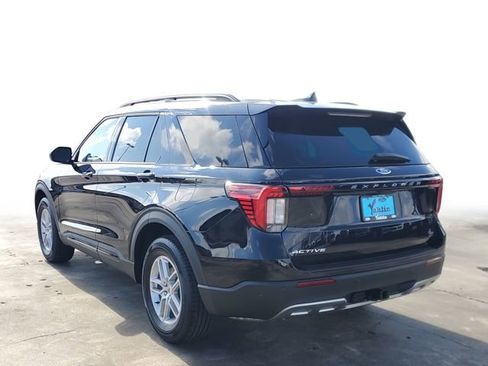 New 2026 Ford Explorer Active w/ Active Comfort Package image 6