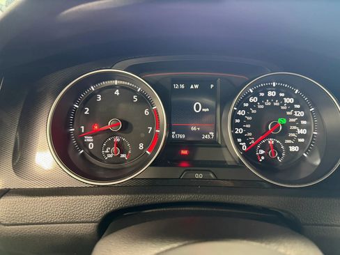 Used 2017 Volkswagen GTI Autobahn FWD image 16