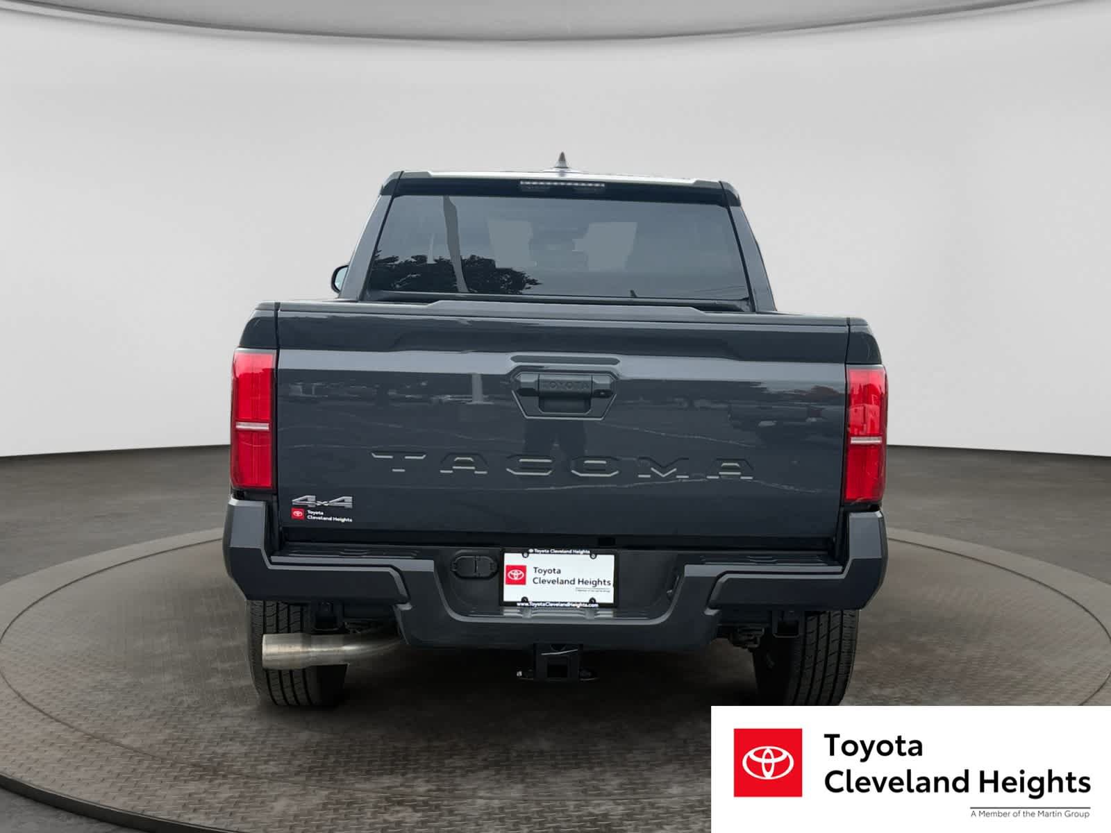 Used 2025 Toyota Tacoma SR AWD/4WD image 6