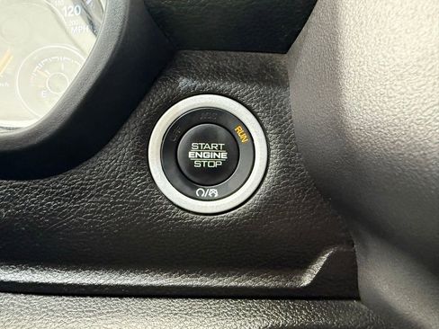 Used 2022 RAM 1500 Big Horn AWD/4WD image 40