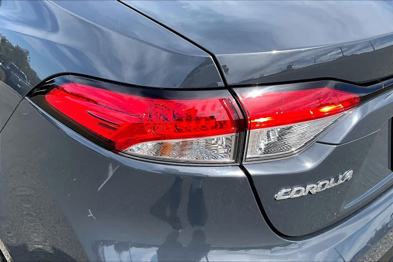 Certified 2024 Toyota Corolla LE FWD image 28