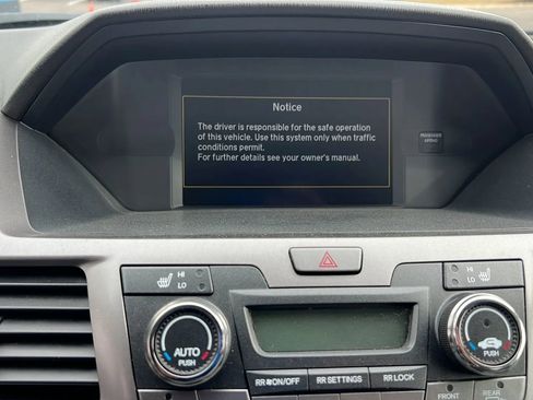 Used 2015 Honda Odyssey Touring image 20