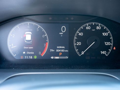 Certified 2023 Honda HR-V LX image 29