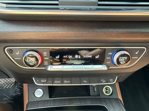 Used 2021 Audi Q5 2.0T Premium Plus w/ Premium Plus Package AWD/4WD image 18