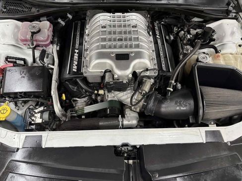 Used 2019 Dodge Challenger SRT Hellcat Redeye RWD image 11