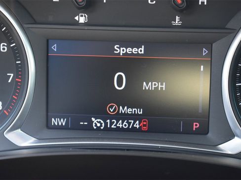 Used 2021 Chevrolet Traverse RS w/ LPO, Floor Liner Package image 36