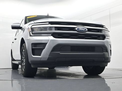Used 2024 Ford Expedition Max XLT AWD/4WD image 39