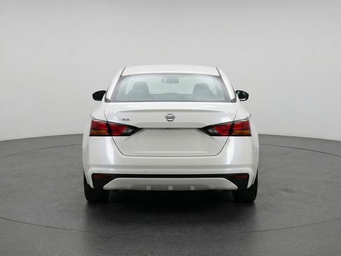 Used 2025 Nissan Altima 2.5 SV image 7