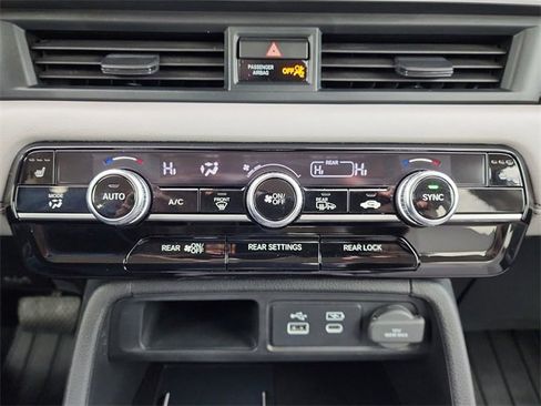 Used 2024 Honda Pilot EX-L image 21