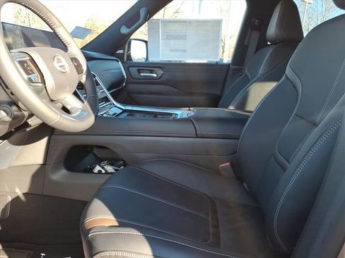 New 2026 Nissan Armada SL image 5