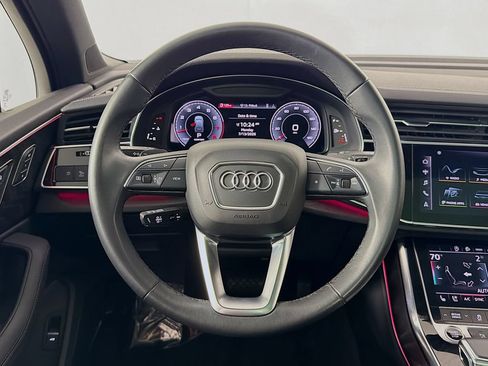 Used 2023 Audi Q7 3.0T Premium Plus w/ Premium Plus Package AWD/4WD image 11