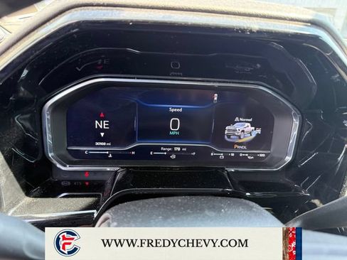 Used 2025 Chevrolet Silverado 2500 LT w/ Convenience Package AWD/4WD image 13