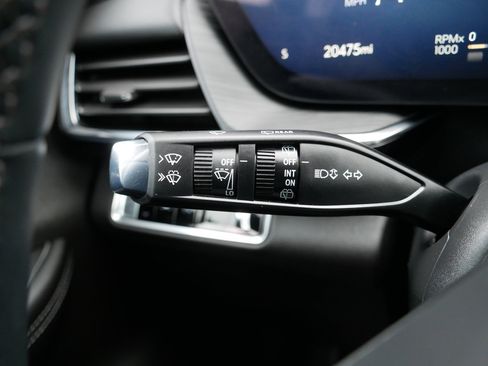 Used 2025 Buick Envision Preferred image 35