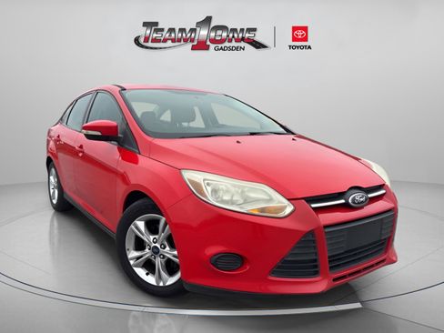 Used 2014 Ford Focus SE image 1