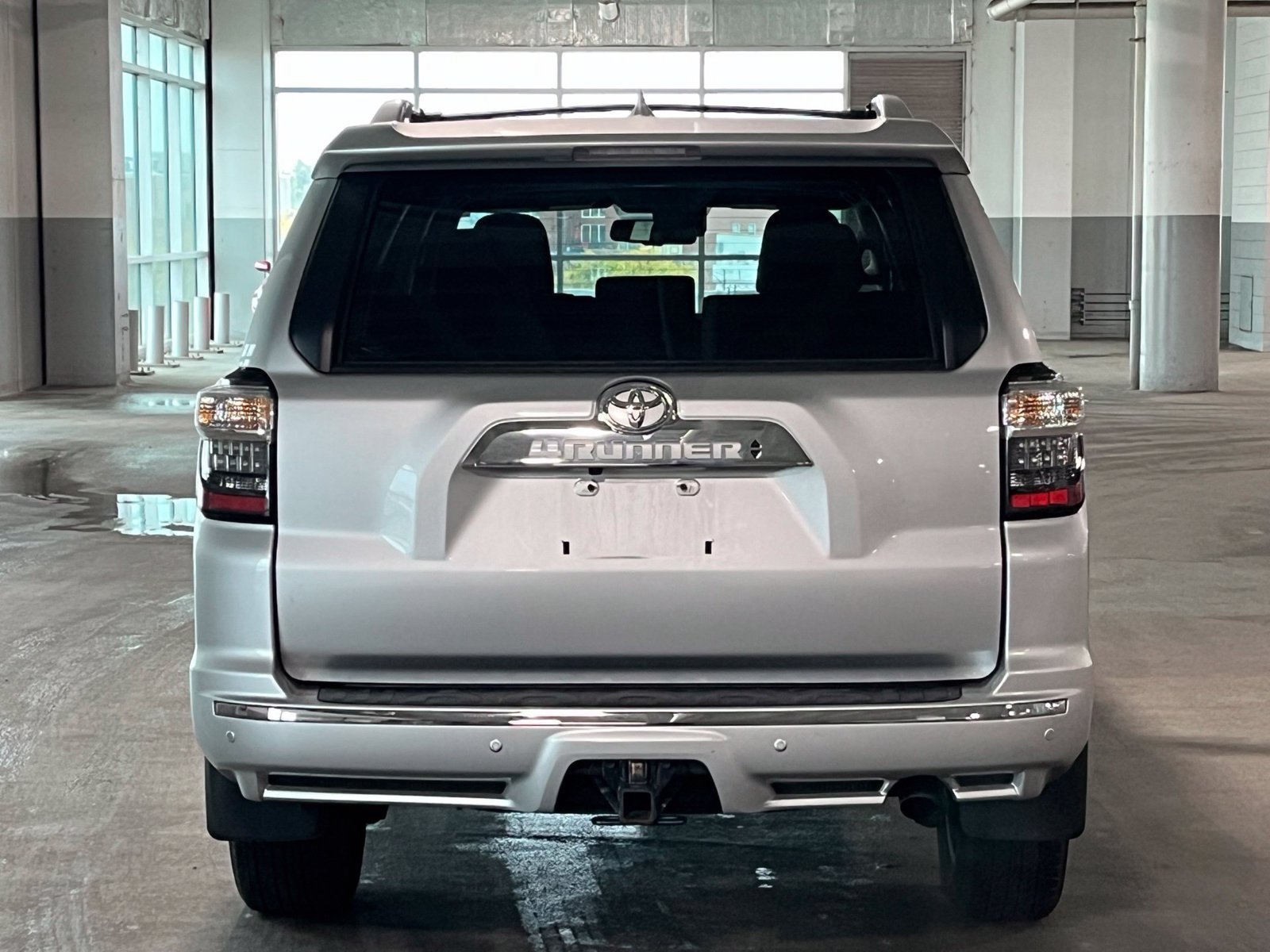 Used 2024 Toyota 4Runner Limited AWD/4WD image 9