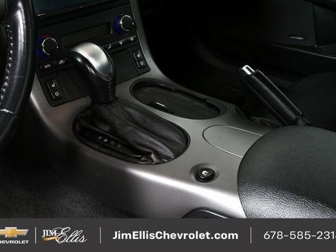 Used 2006 Chevrolet Corvette Convertible w/ Preferred Equipment Group image 17