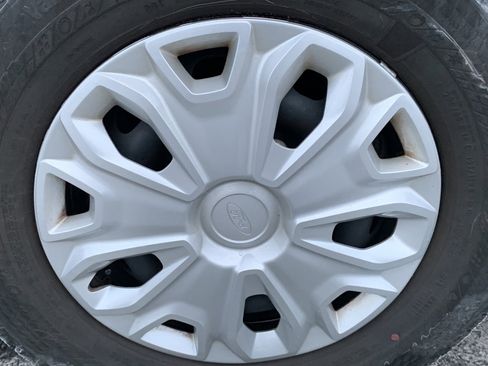 Used 2024 Ford Transit 250 T-250 130 Low Rf 9070 GVWR RW w/ Exterior Upgrade Package image 27