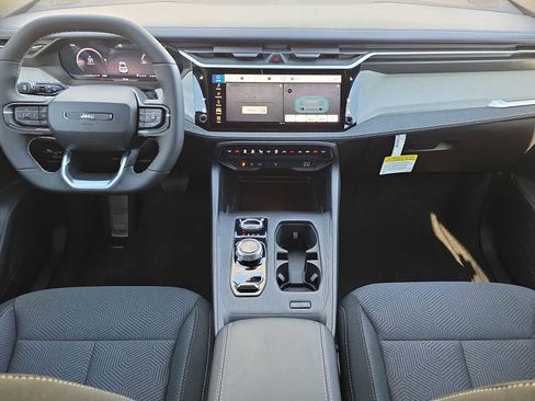 New 2026 Jeep Cherokee Laredo AWD/4WD image 17