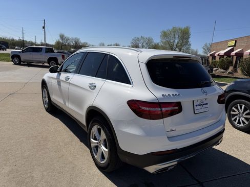 Used 2017 Mercedes-Benz GLC 300 4MATIC image 8