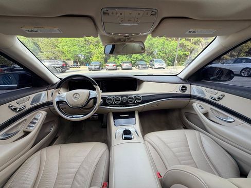 Used 2016 Mercedes-Benz S 550 4MATIC Sedan image 7