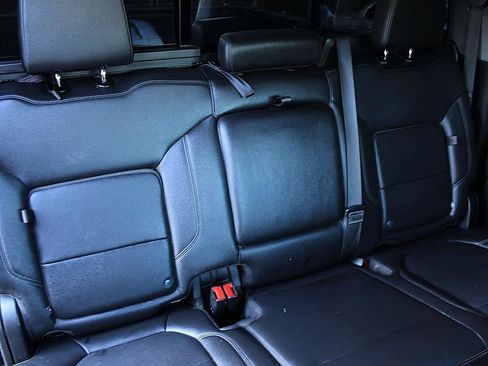 Used 2020 Chevrolet Silverado 1500 LTZ w/ LTZ Plus Package RWD image 16