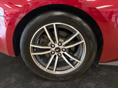 Used 2015 Ford Mustang GT RWD image 37