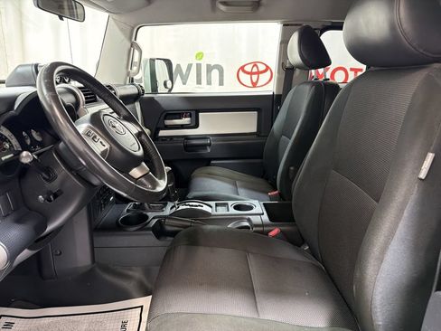 Used 2008 Toyota FJ Cruiser 4WD image 21