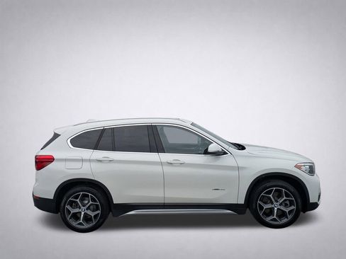 Used 2018 BMW X1 xDrive28i image 3