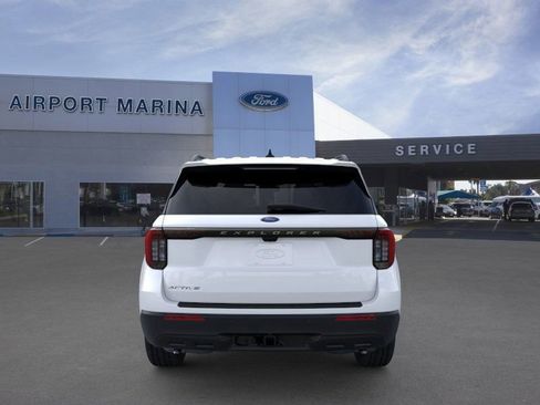 New 2025 Ford Explorer Active image 6