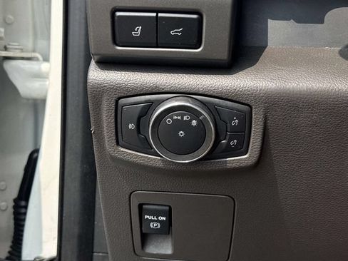Used 2021 Ford Expedition Max XLT RWD image 22