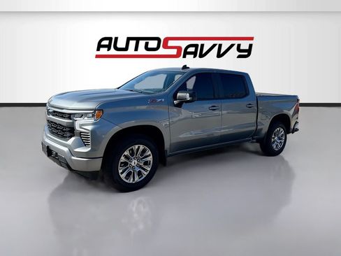 Used 2023 Chevrolet Silverado 1500 RST AWD/4WD image 3