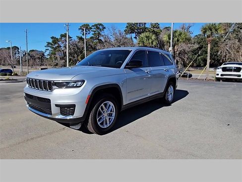 Used 2024 Jeep Grand Cherokee L Laredo w/ Luxury Tech Group I image 41