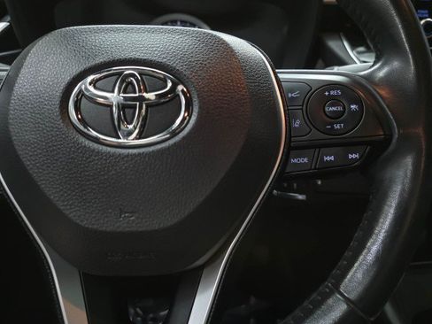Used 2020 Toyota Corolla SE FWD image 19