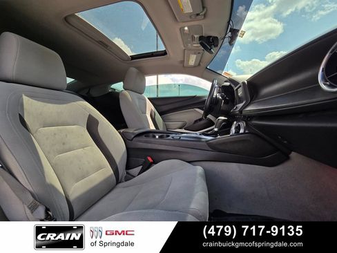 Used 2018 Chevrolet Camaro LT w/ RS Package RWD image 27