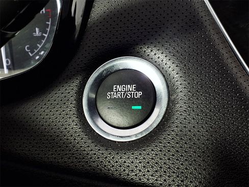 Used 2024 Cadillac XT5 Premium Luxury image 17