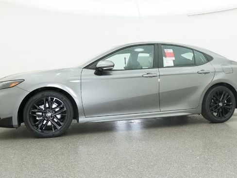 New 2026 Toyota Camry SE image 7