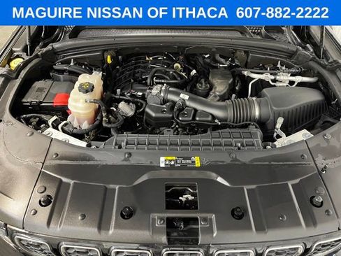 Used 2021 Jeep Grand Cherokee L Limited AWD/4WD image 12