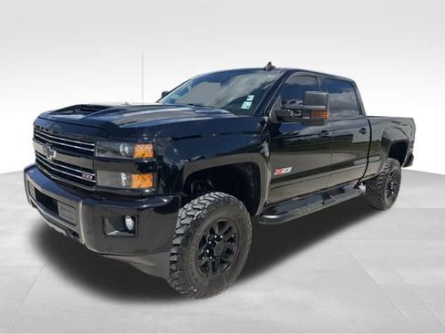 Used 2019 Chevrolet Silverado 2500 LTZ w/ Duramax Plus Package image 4