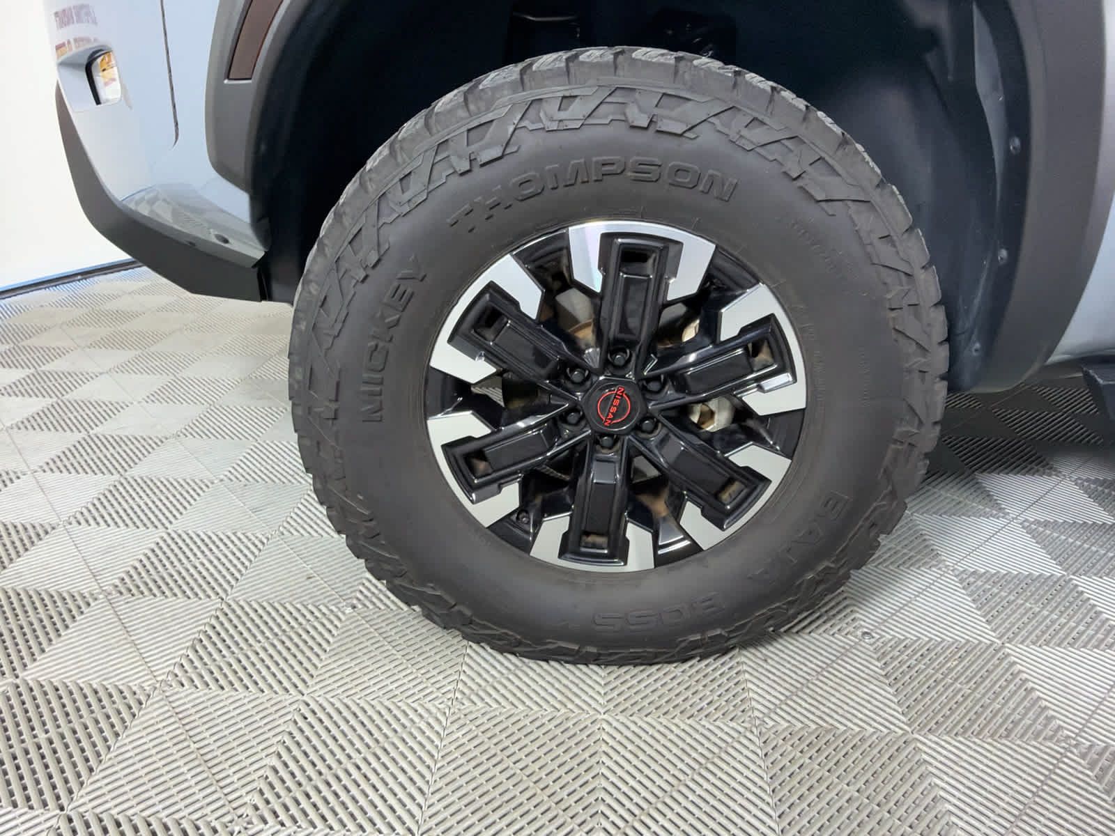 Certified 2024 Nissan Frontier PRO-4X w/ Technology Package AWD/4WD image 10