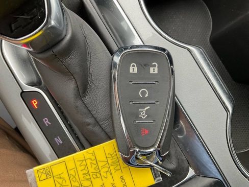 Used 2021 Chevrolet Blazer LT image 23