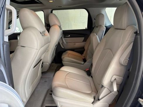 Used 2011 GMC Acadia SLT AWD/4WD image 23