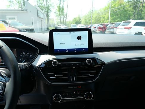 Used 2022 Ford Escape SE w/ Cold Weather Package AWD/4WD image 12