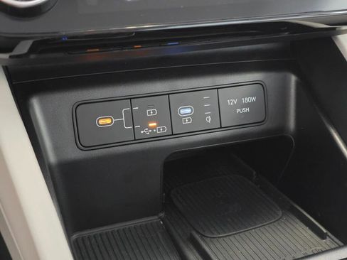 Used 2025 Hyundai Tucson SEL AWD/4WD image 34