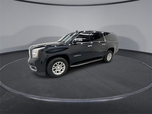 Used 2019 GMC Yukon XL SLT image 4