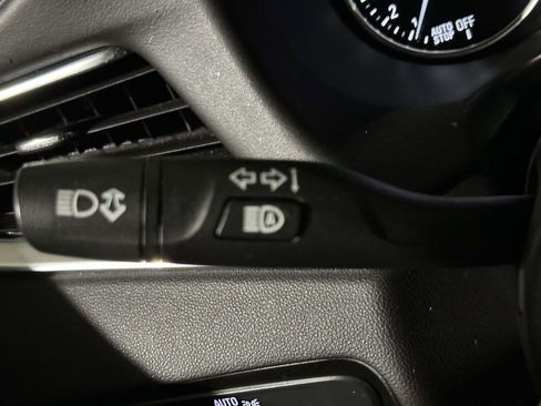 Used 2021 Buick Enclave Avenir w/ Avenir Technology Package image 32