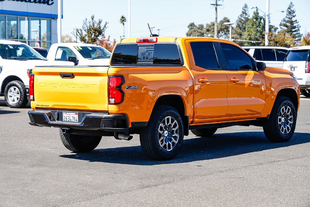 Used 2026 Chevrolet Colorado Z71 w/ Technology Package AWD/4WD image 4