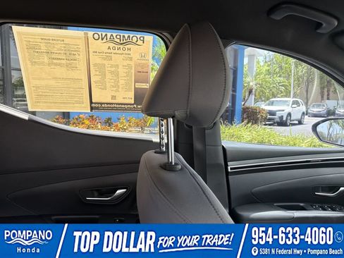Used 2023 Hyundai Santa Cruz SEL AWD/4WD image 16