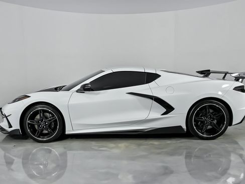 Used 2020 Chevrolet Corvette Stingray Preferred Cpe w/ 2LT Preferred Equipment Group image 8